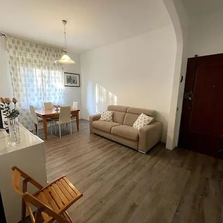 House Il Glicine, Pet Friendly Apartman